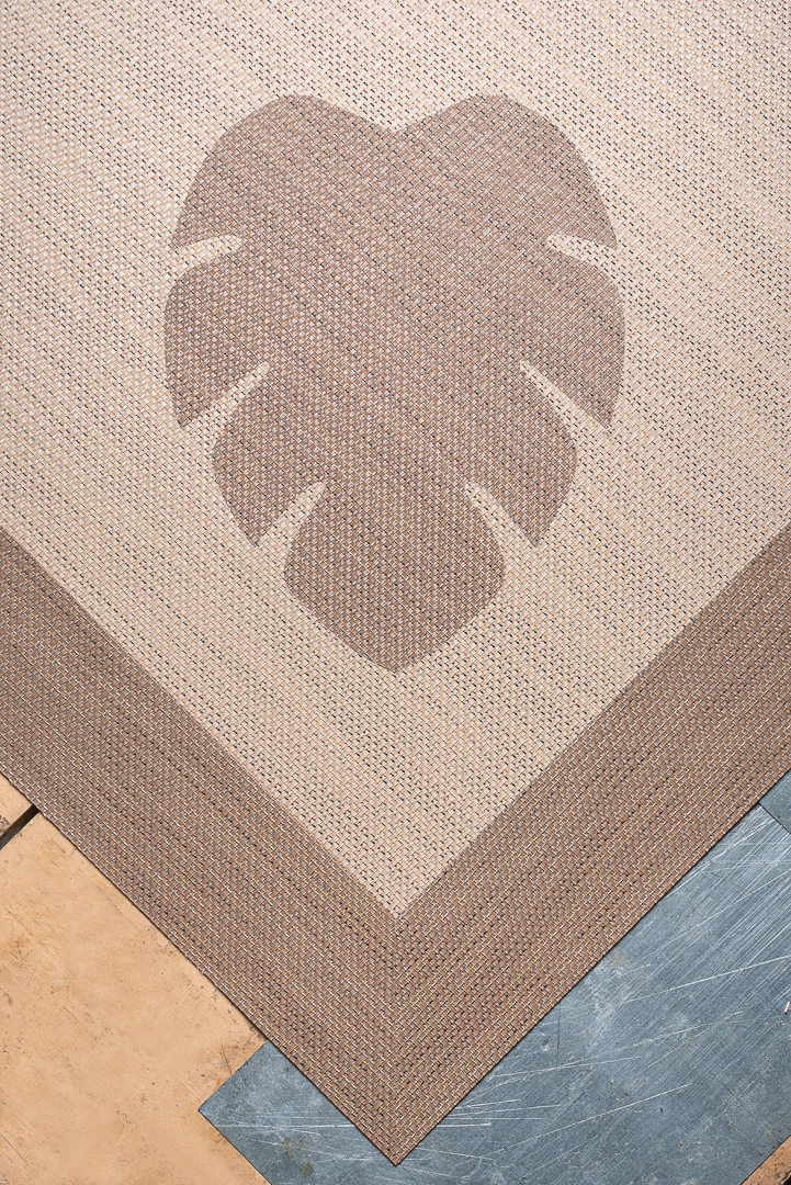4-Concecez-votre-tapis Tapis sur Mesure Bolon : L'Art de l'Élégance Personnalisée  